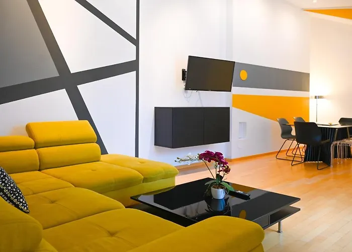 2br For 6 With Private Terrace Near Center & Metro U2 * Viena